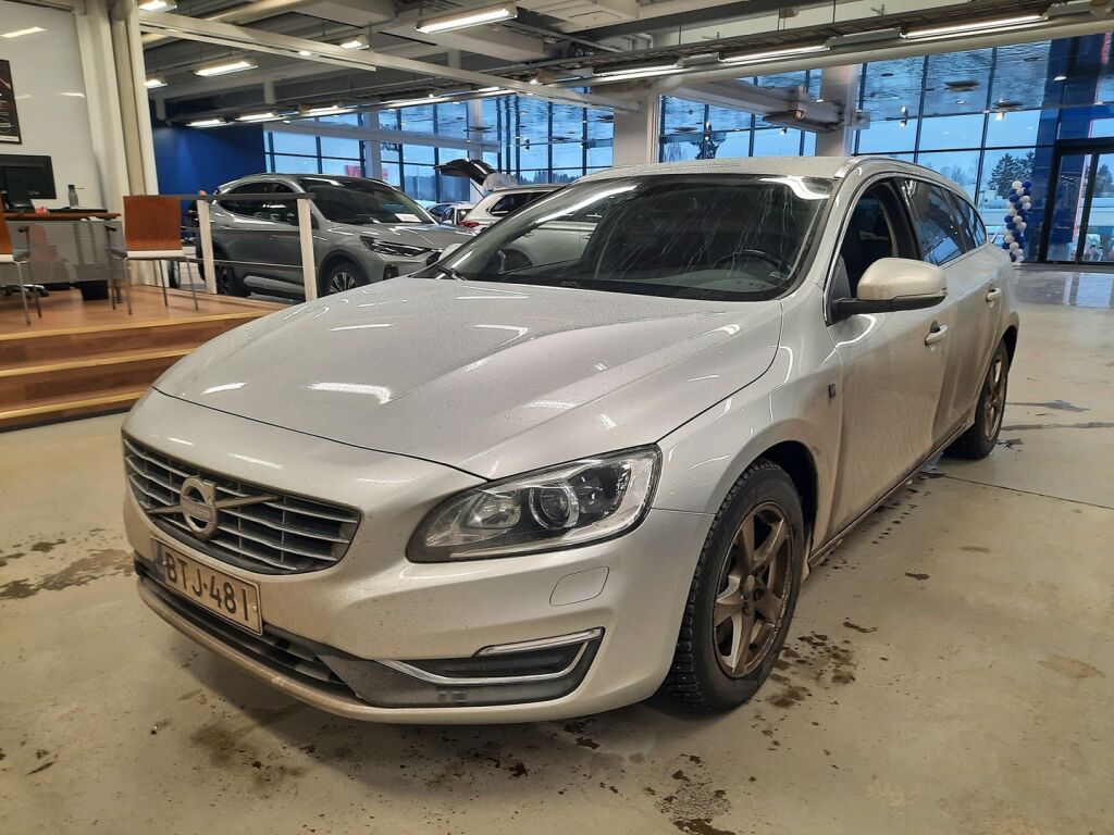 Volvo V60 2016 Harmaa