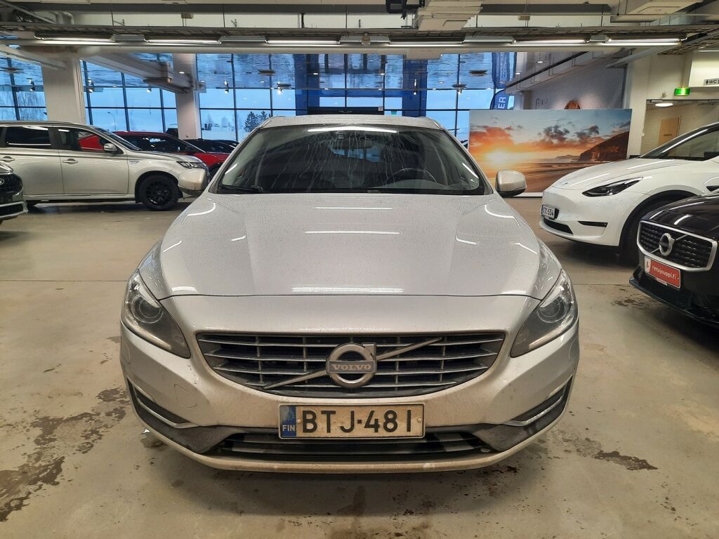 Volvo V60 2016 Harmaa