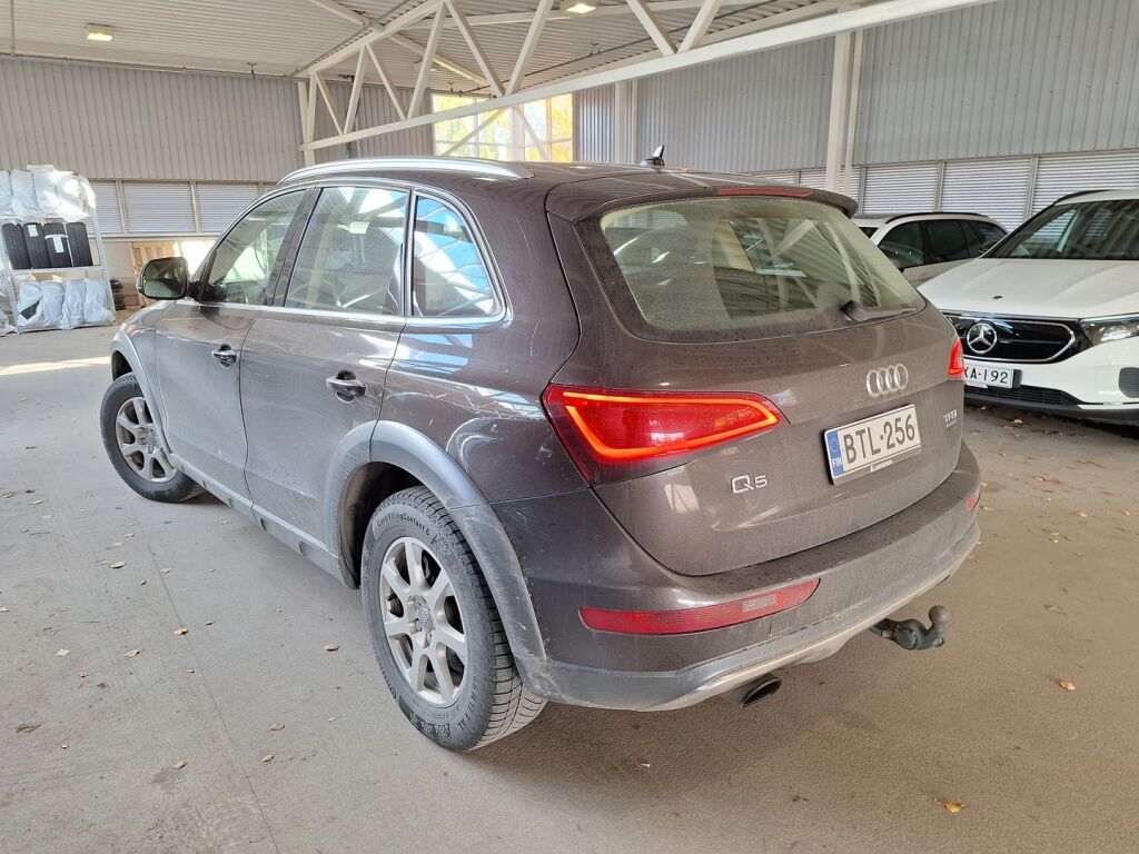 Audi Q5 2015 Ruskea (beige)