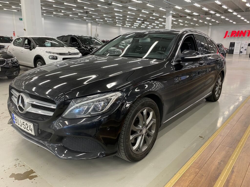 Mercedes-Benz C 2015 Musta