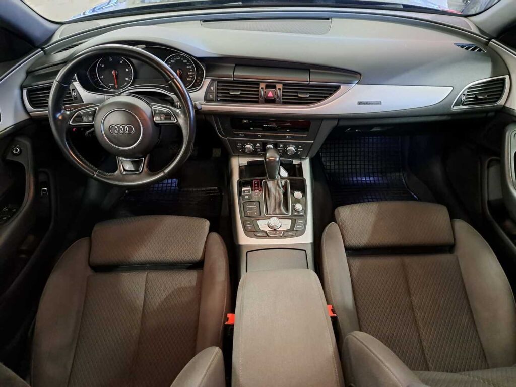 Audi A6 2015 Musta