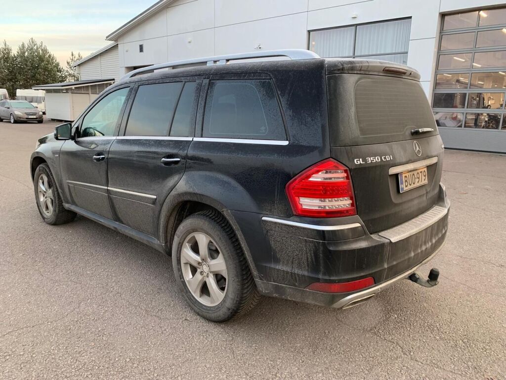 Mercedes-Benz GL 2011 Musta