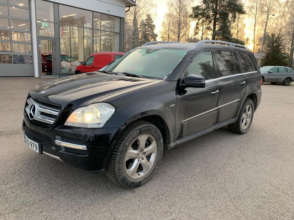 Mercedes-Benz GL 2011 Musta