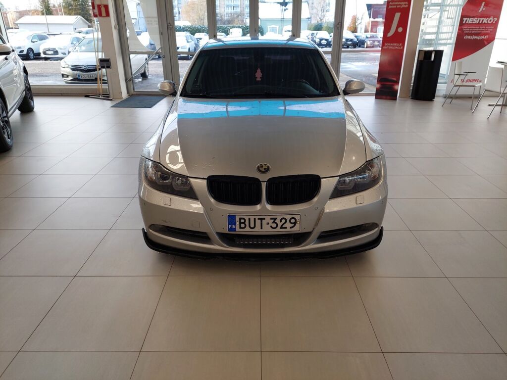 BMW 325 2005 Harmaa