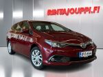 Toyota Auris 2018 Punainen