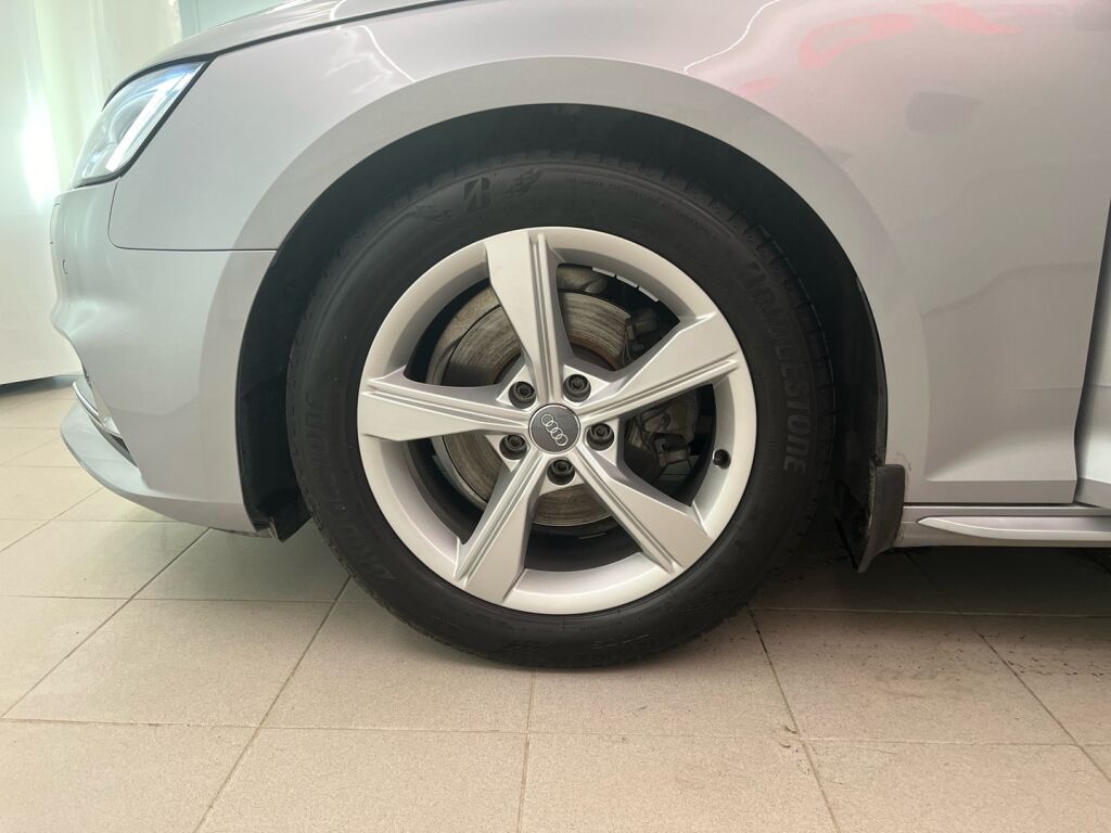 Audi A4 2019 Hopea