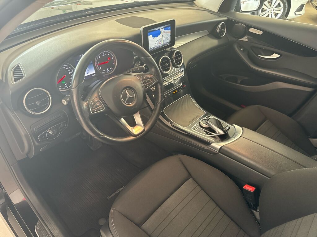 Mercedes-Benz GLC 2017 Musta