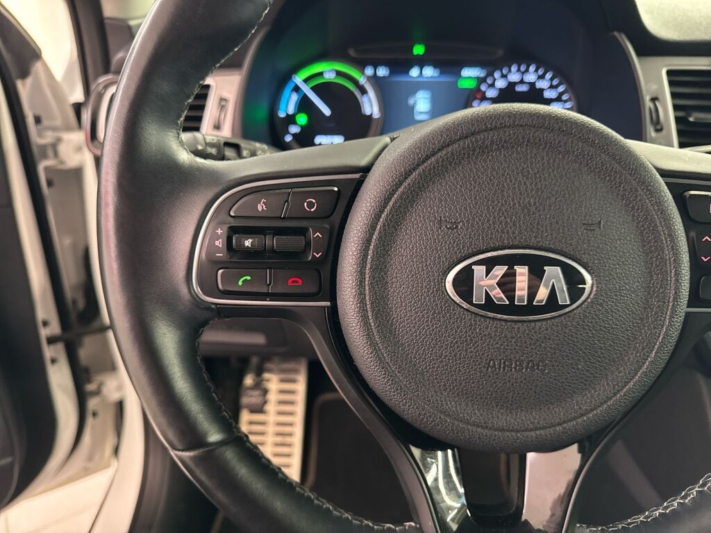 Kia Niro plug-in 2019 Valkoinen