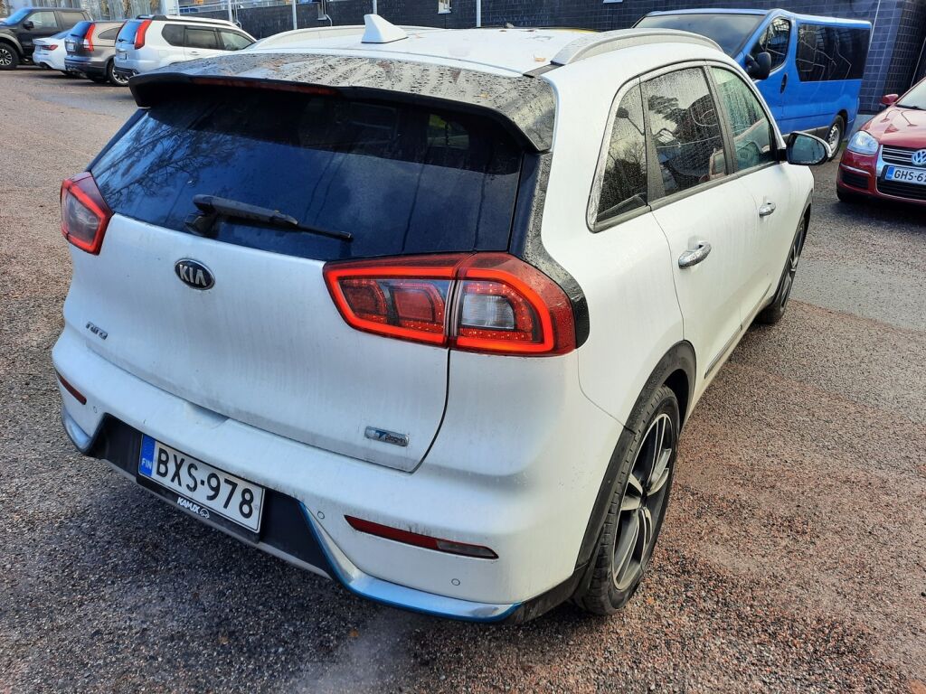 Kia Niro plug-in 2018 Valkoinen