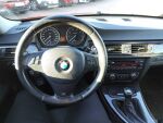 BMW 318 2010 Punainen