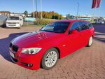 BMW 318 2010 Punainen