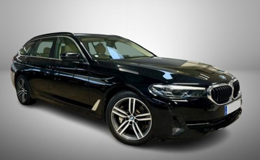 BMW 530 2021 Musta