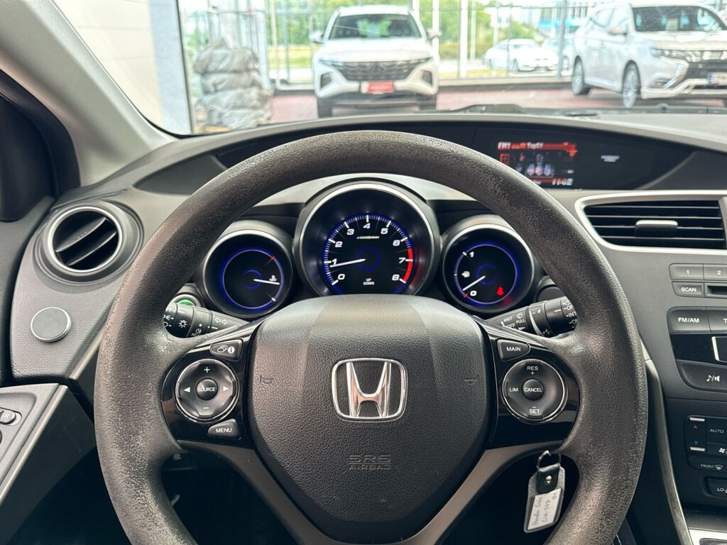 Honda Civic 2014 Ruskea (beige)