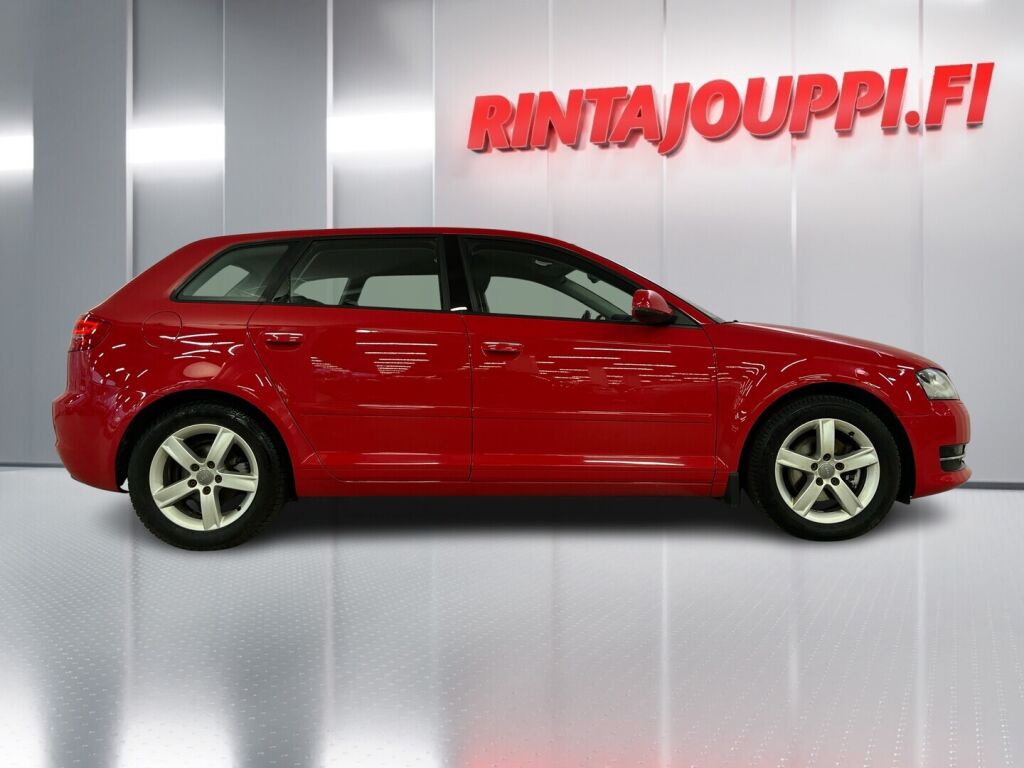 Audi A3 2012 Punainen