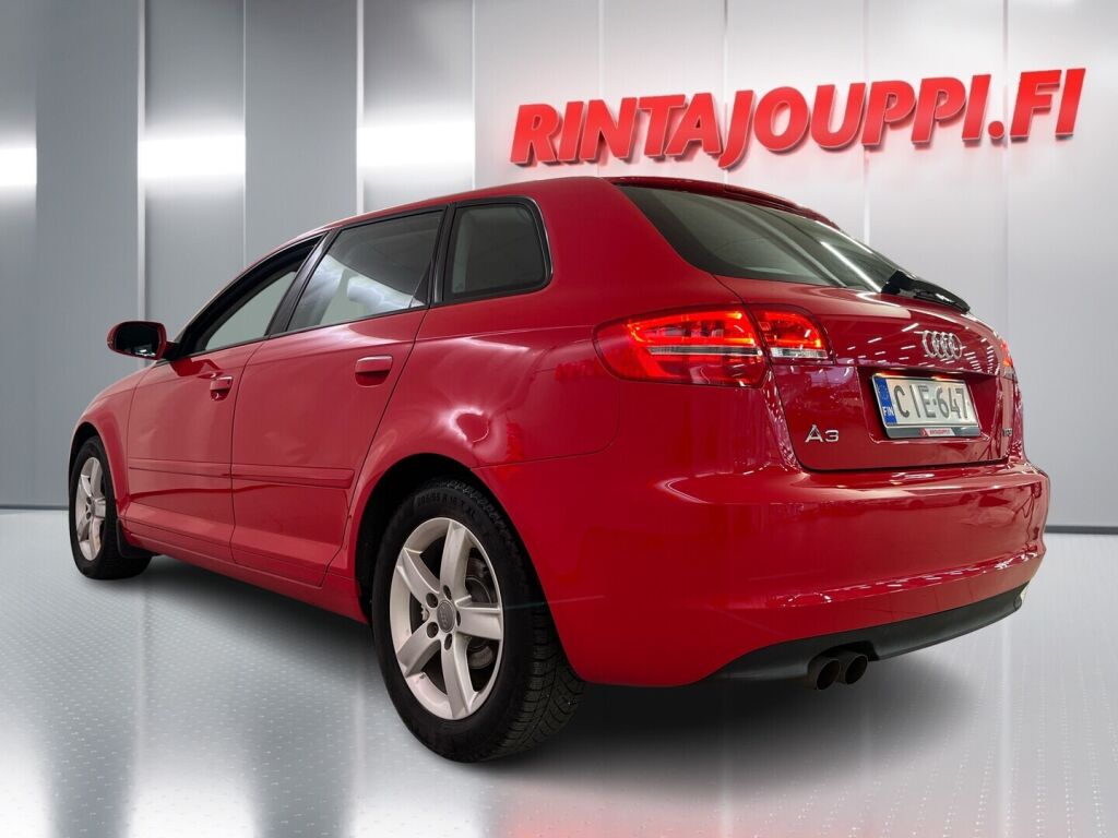 Audi A3 2012 Punainen