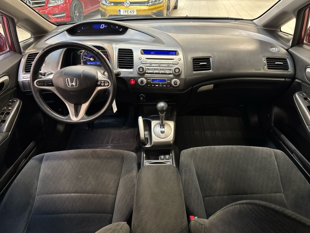 Honda Civic 2011 Punainen