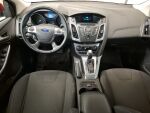 Ford Focus 2013 Punainen