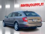 Skoda Superb 2013 Ruskea (beige)