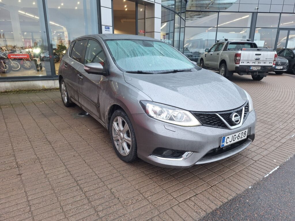 Nissan Pulsar 2015 Harmaa