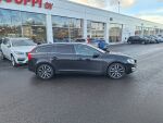 Volvo V60 2016 Musta