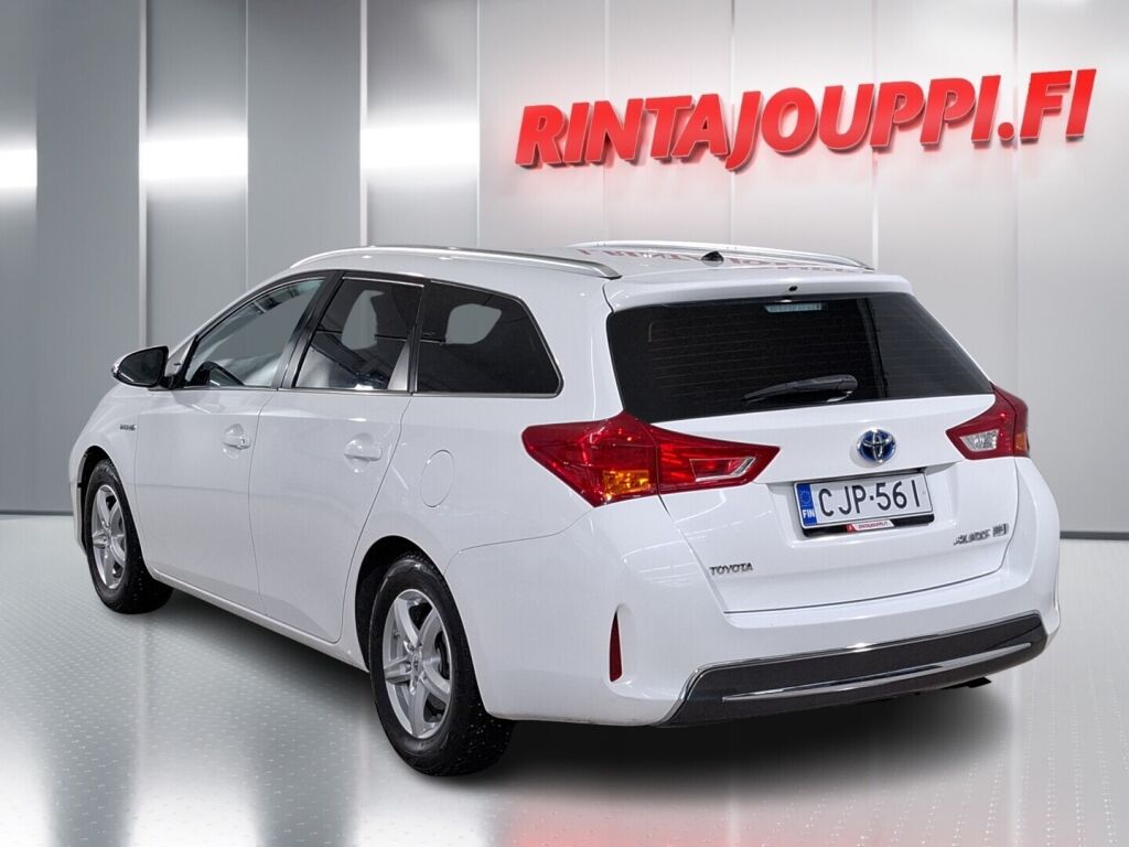 Toyota Auris 2015 Valkoinen