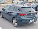 Opel Astra 2018 Vihreä