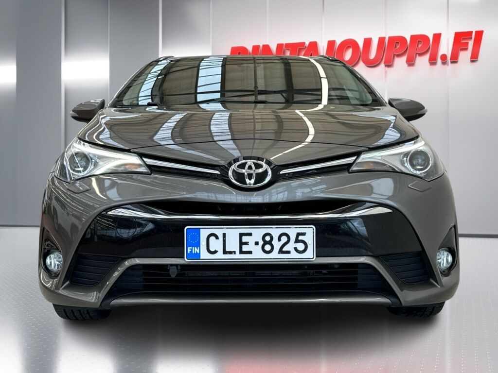 Toyota Avensis 2017 Harmaa