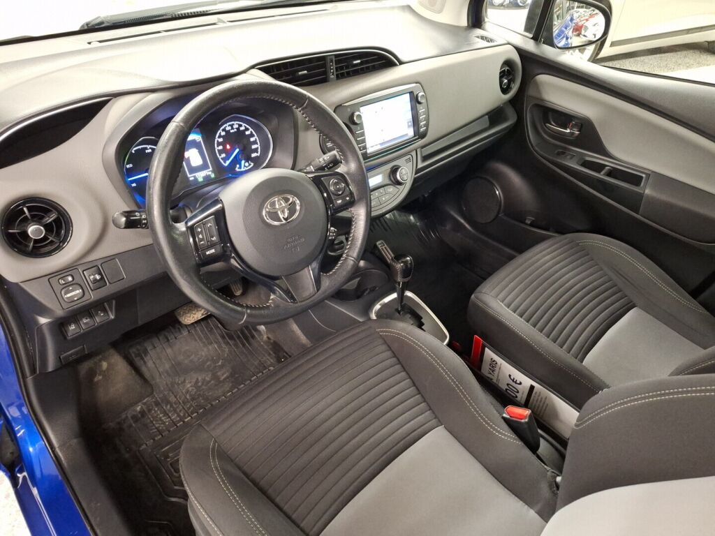 Toyota Yaris 2018 Sininen