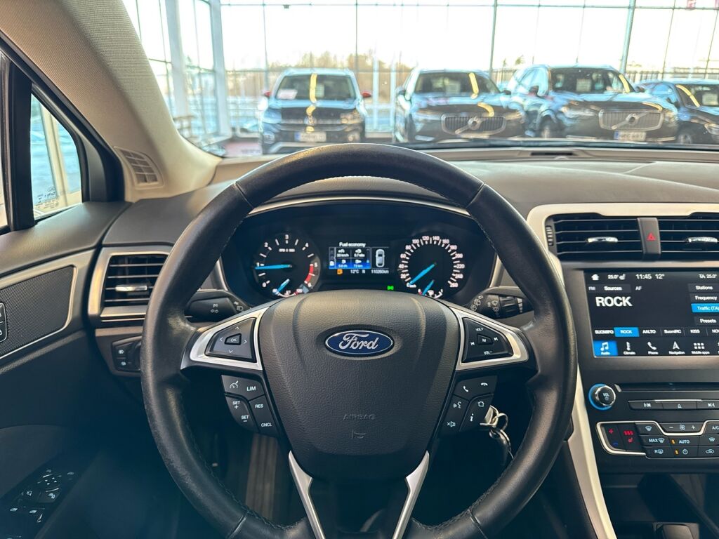 Ford Mondeo 2018 Valkoinen