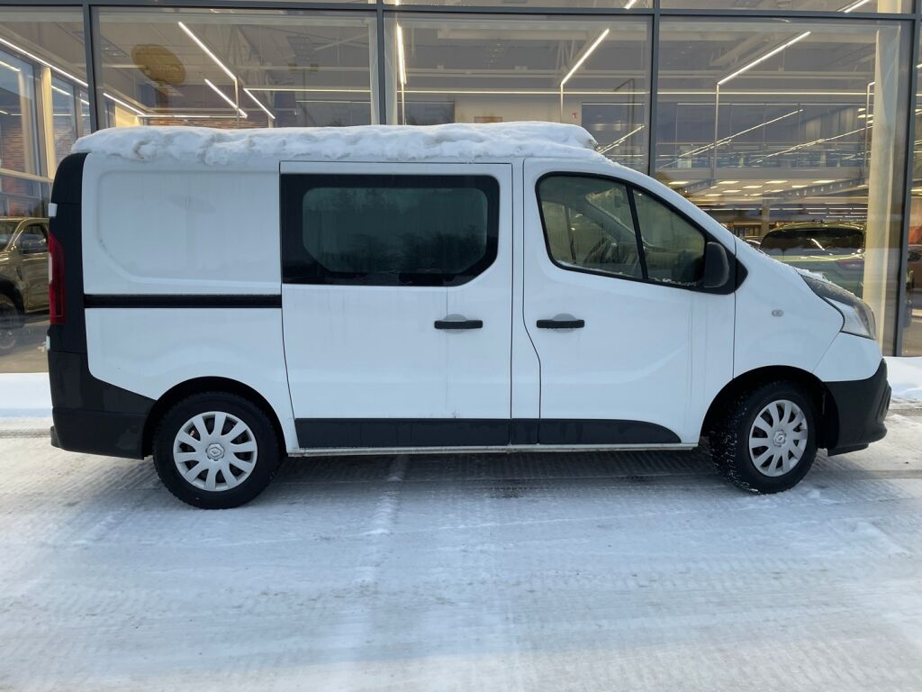 Renault Trafic 2018 Valkoinen