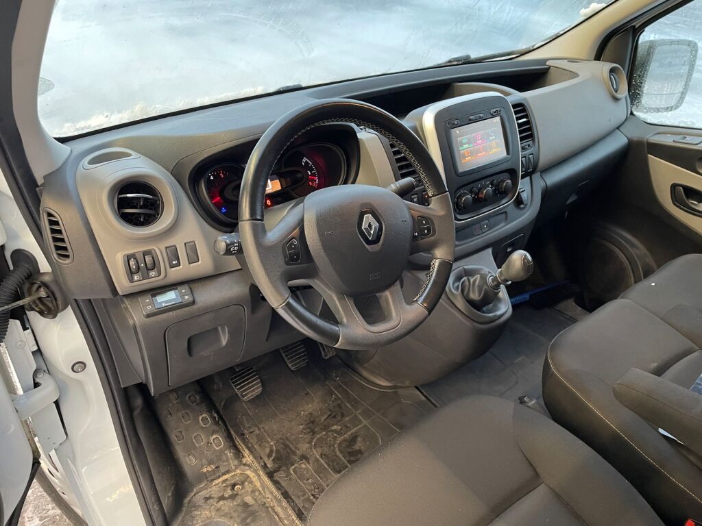 Renault Trafic 2018 Valkoinen