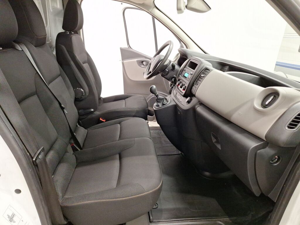 Renault Trafic 2019 Valkoinen