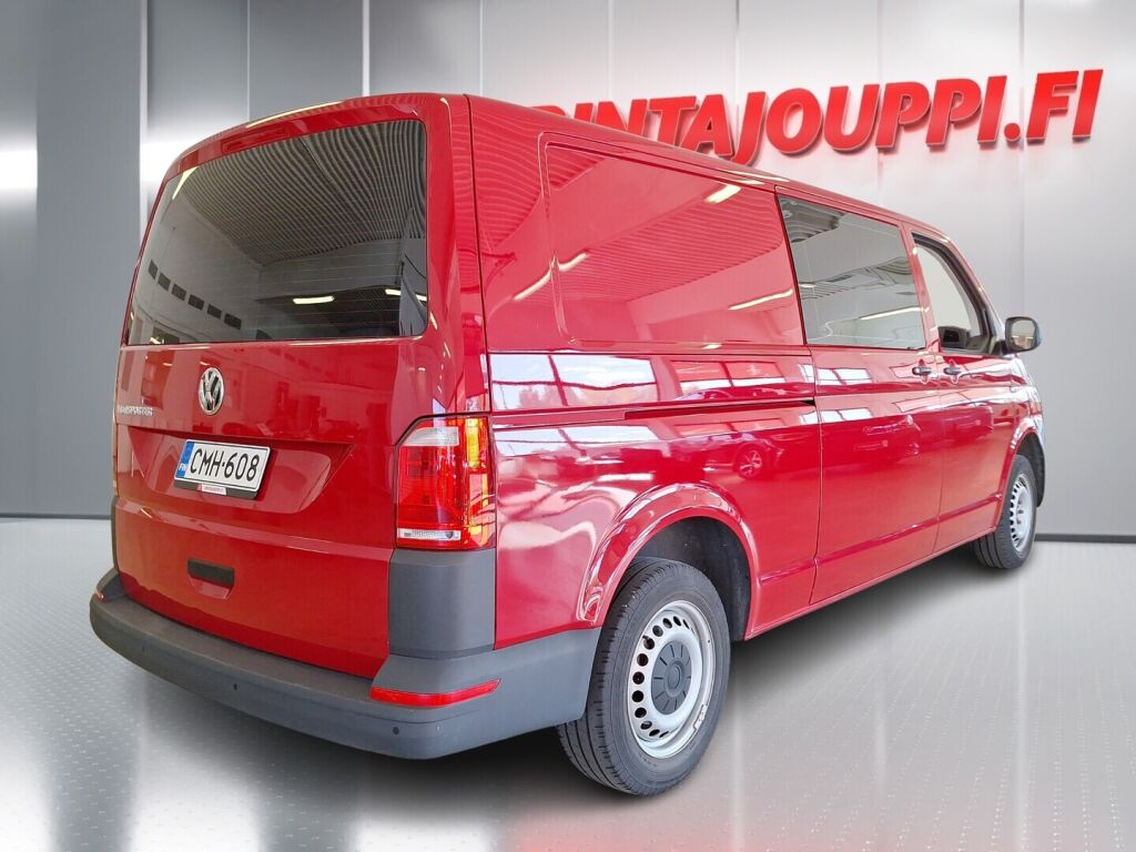 Volkswagen Transporter 2019 Punainen