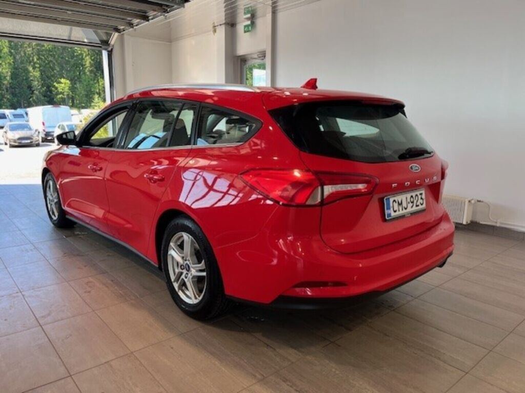 Ford Focus 2019 Punainen