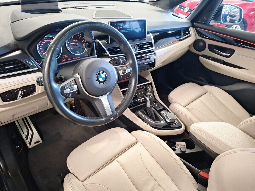 BMW 225 2017 Musta