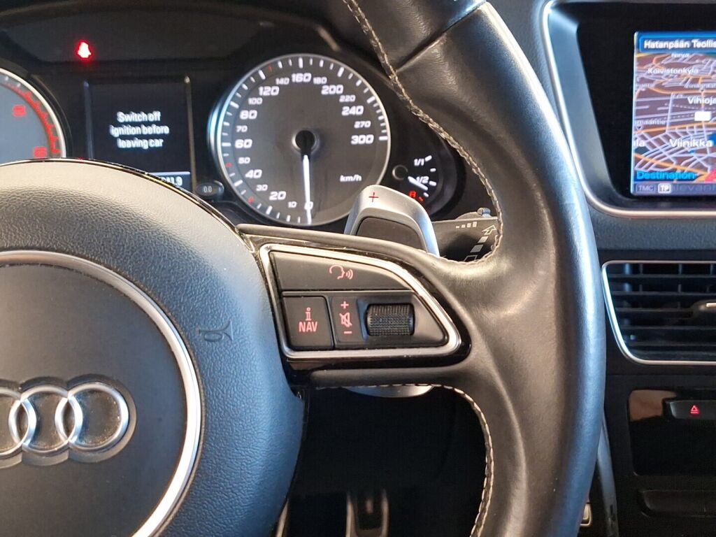 Audi SQ5 2014 Musta