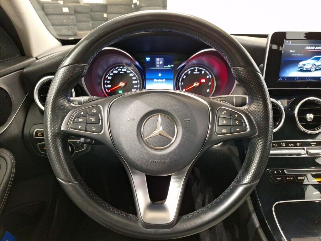 Mercedes-Benz C 2015 Musta