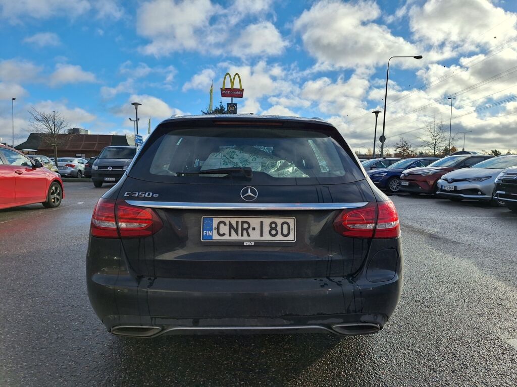 Mercedes-Benz C 2015 Musta