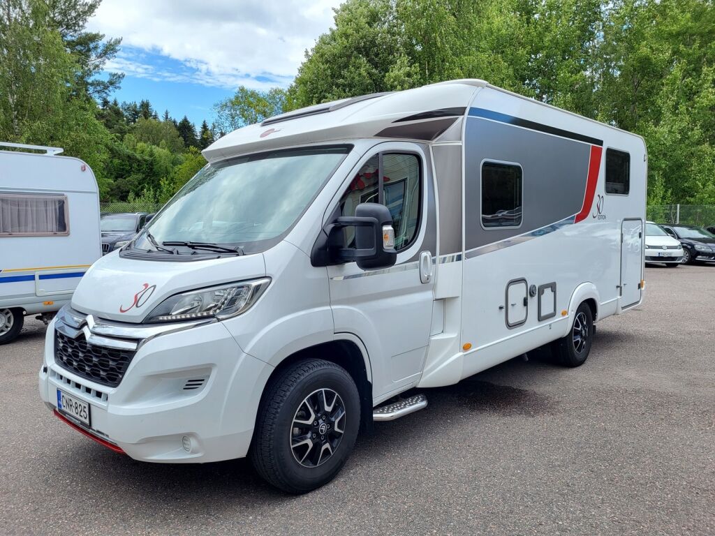 Bürstner Nexxo Time T690G 30 Edition 2019 Valkoinen