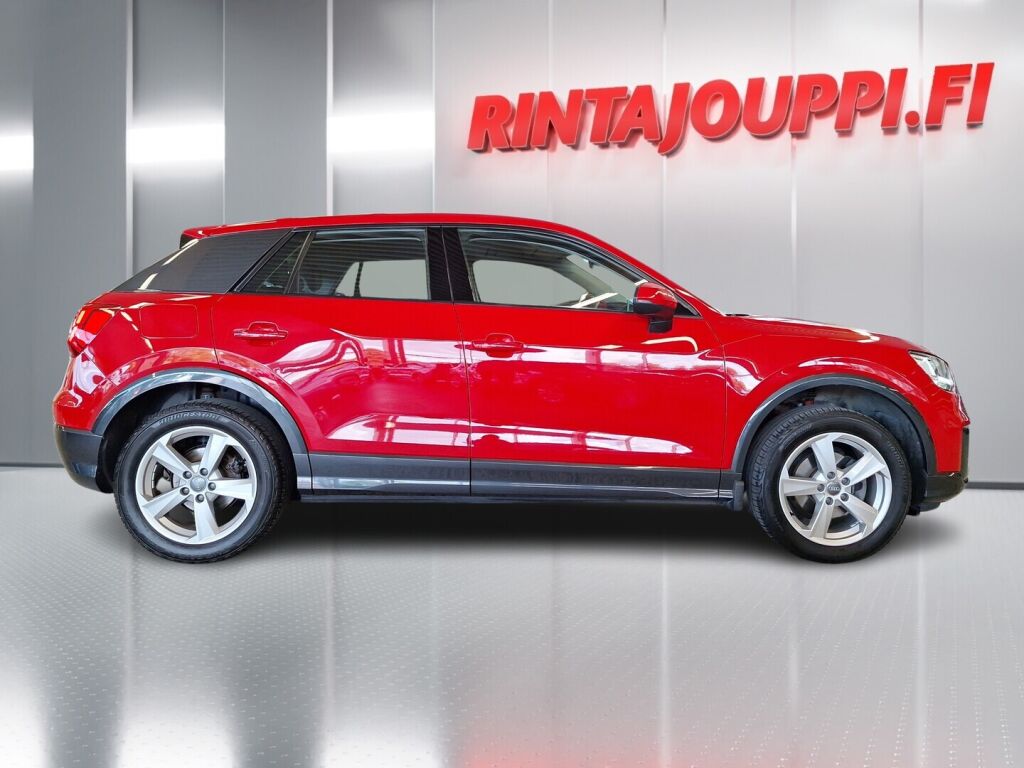 Audi Q2 2020 Punainen