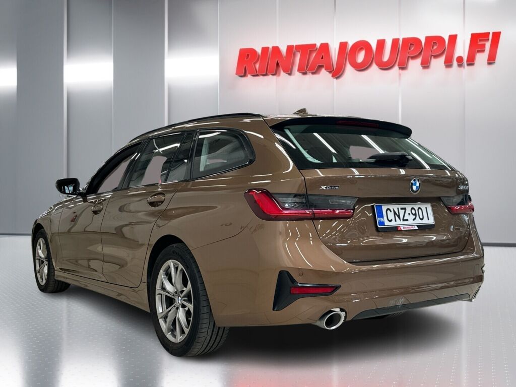 BMW 320 2019 Ruskea (beige)