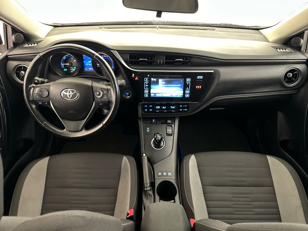 Toyota Auris 2016 Valkoinen