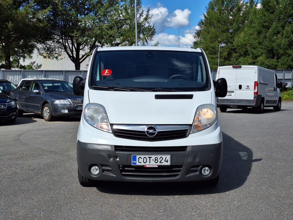 Opel Vivaro 2013 Valkoinen