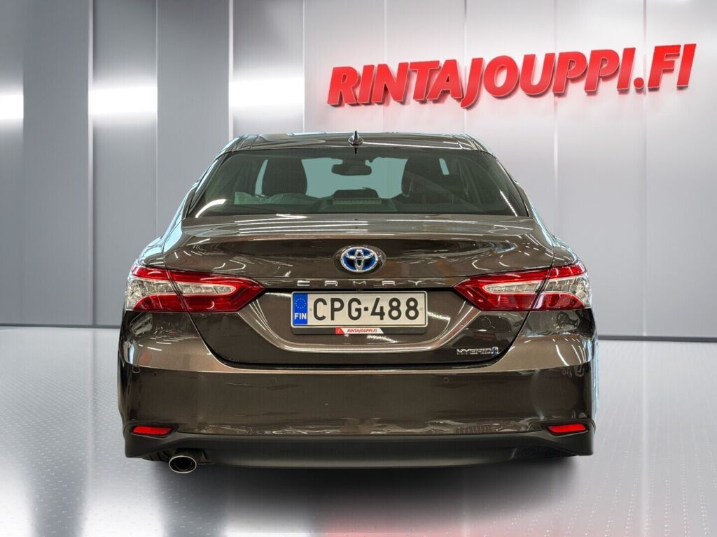 Toyota Camry 2021 Ruskea (beige)