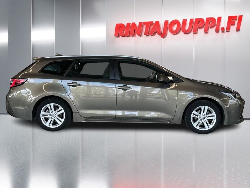 Toyota Corolla 2021 Ruskea (beige)