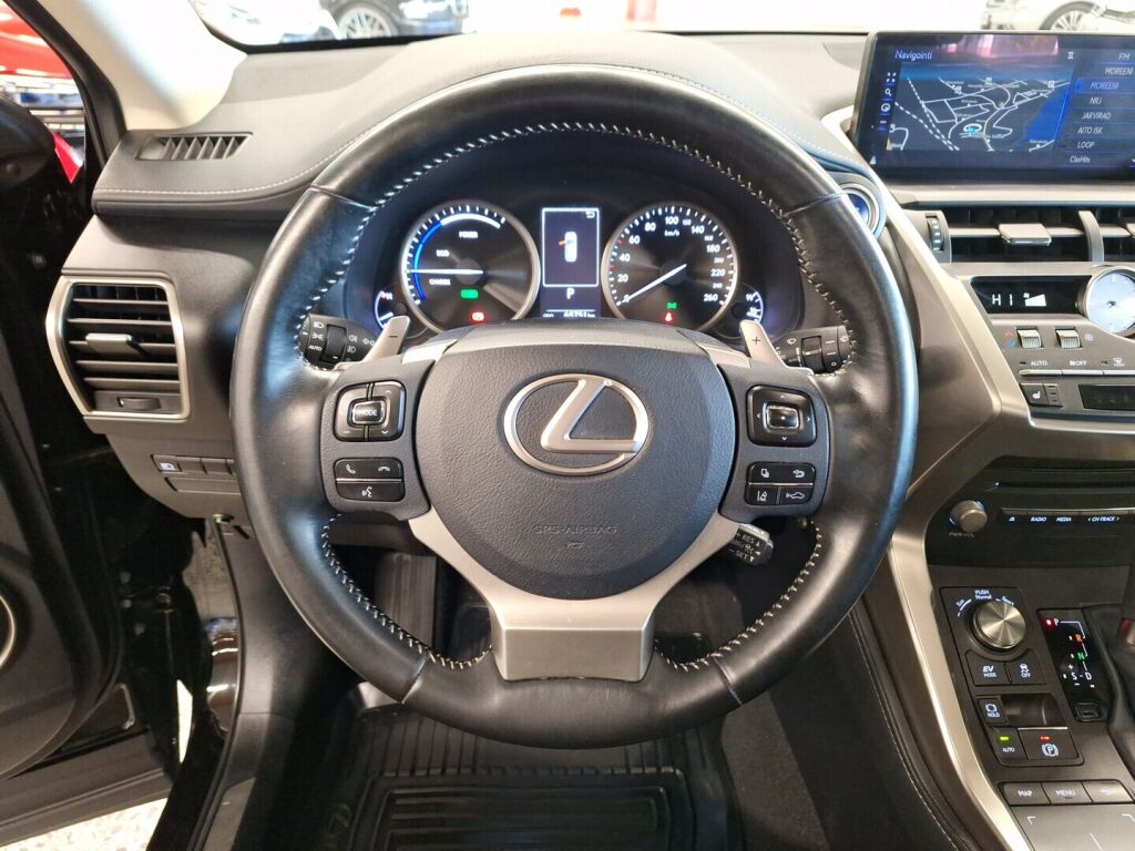 Lexus NX 2019 