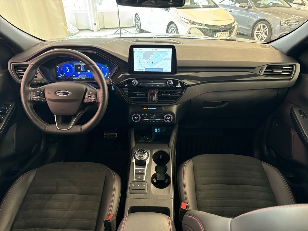 Ford Kuga 2021 Harmaa