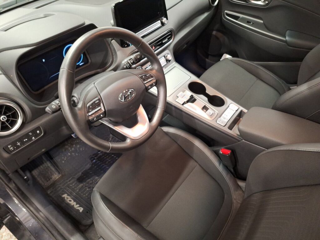 Hyundai KONA 2023 Harmaa