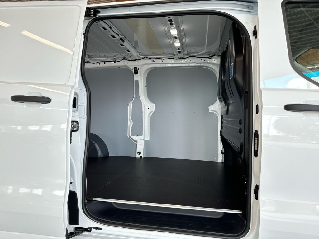 Ford Transit Custom 2024 Frozen White