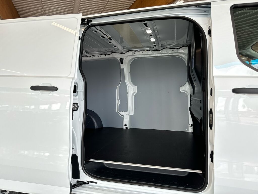 Ford Transit Custom 2024 Frozen White